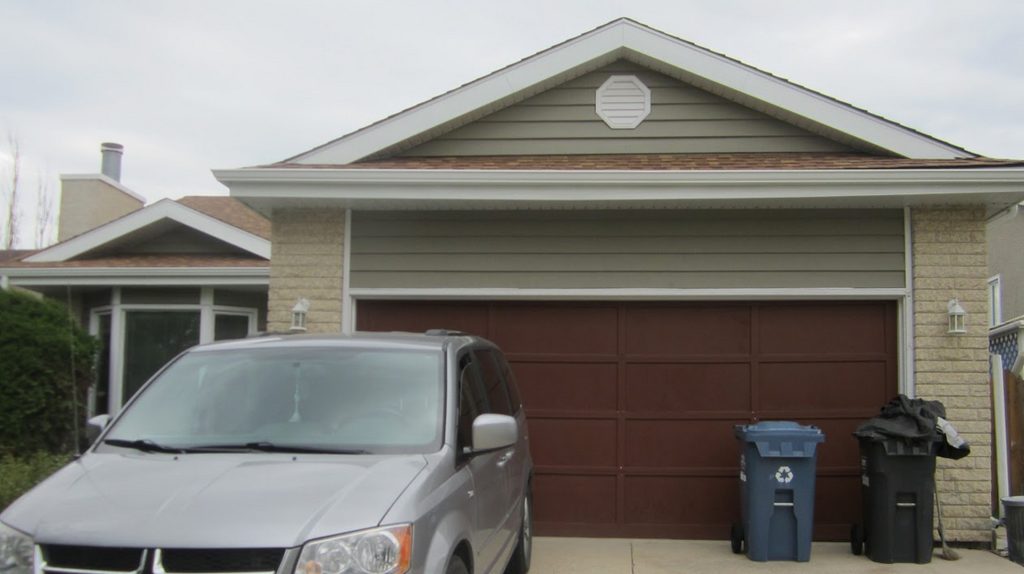 Winnipeg home renovation contractor exterior roofing siding gutter replacement ae7501c9 fc40 41bd abbe 512773d0bdf3