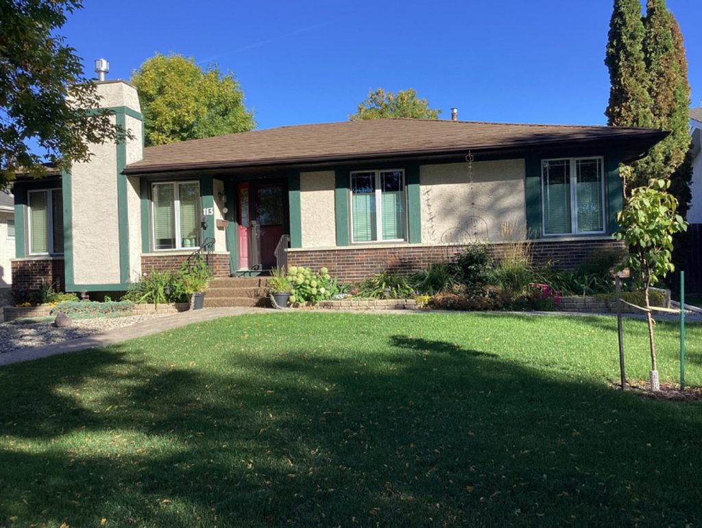 Winnipeg home renovations contractor remodeling roofing siding gutter exterior 7b36ec0e 7a5f 4370 a487 d024fd3b5211