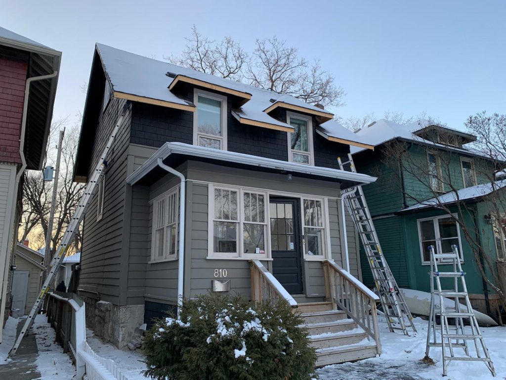 Winnipeg modern home renovation roofing siding contractor exterior remodel 276ce790 1cc6 4179 acc4 d2234cabb982